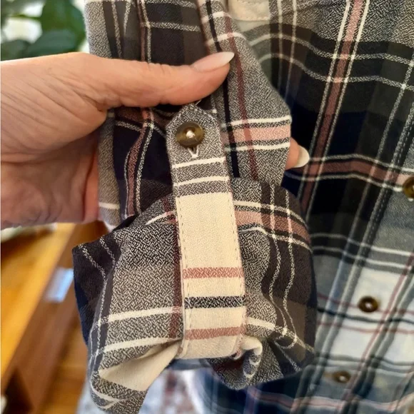 Carhartt Fairview Plaid Shirt Vapor Gray, size M (8/10) - Picture 5 of 9